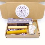 Pack Prosperidad Abundancia con aventurina, palo santo, vela de miel y esferas de defumación
