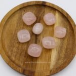 Mineral canto rodado de Cuarzo Rosa natural