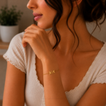 Pulsera Triple Luna de acero inoxidable dorado