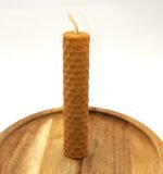 Vela de cera de abeja y canela para prosperidad y activación