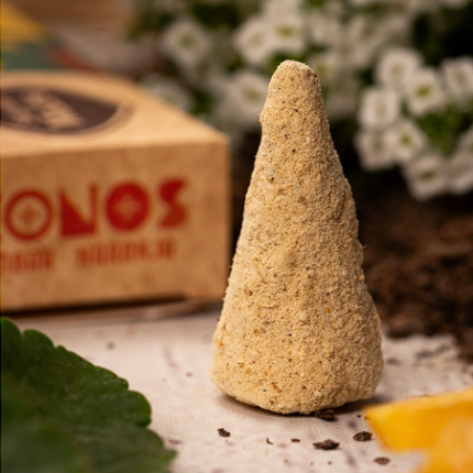 detalle cono ambar y naranja sagrada madre