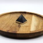 colgante piramide shungit 2