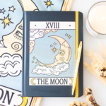 Interior del Cuaderno Tarot La Luna para sueños y reflexiones